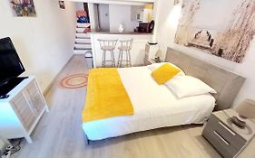 Logement A Cannes Suquet, Emplacement Privilegie